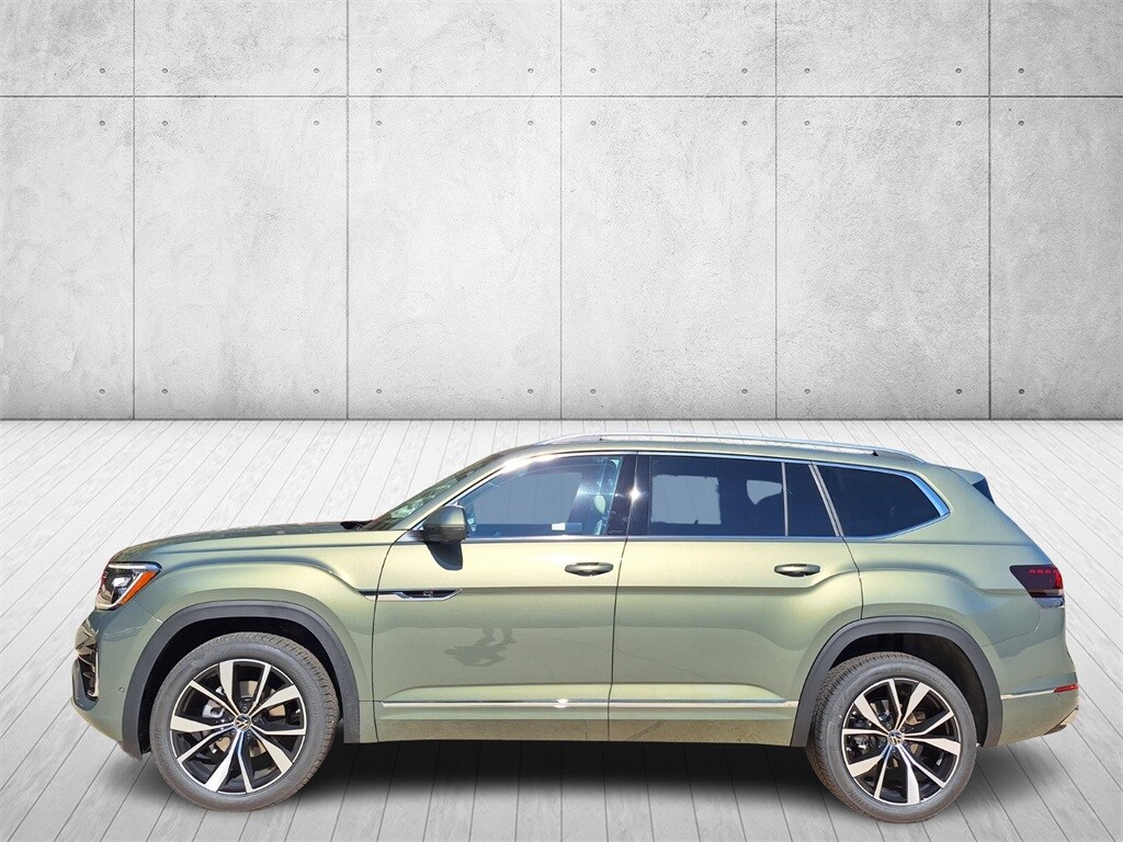 2026 Volkswagen Atlas SEL Premium R-Line photo 2