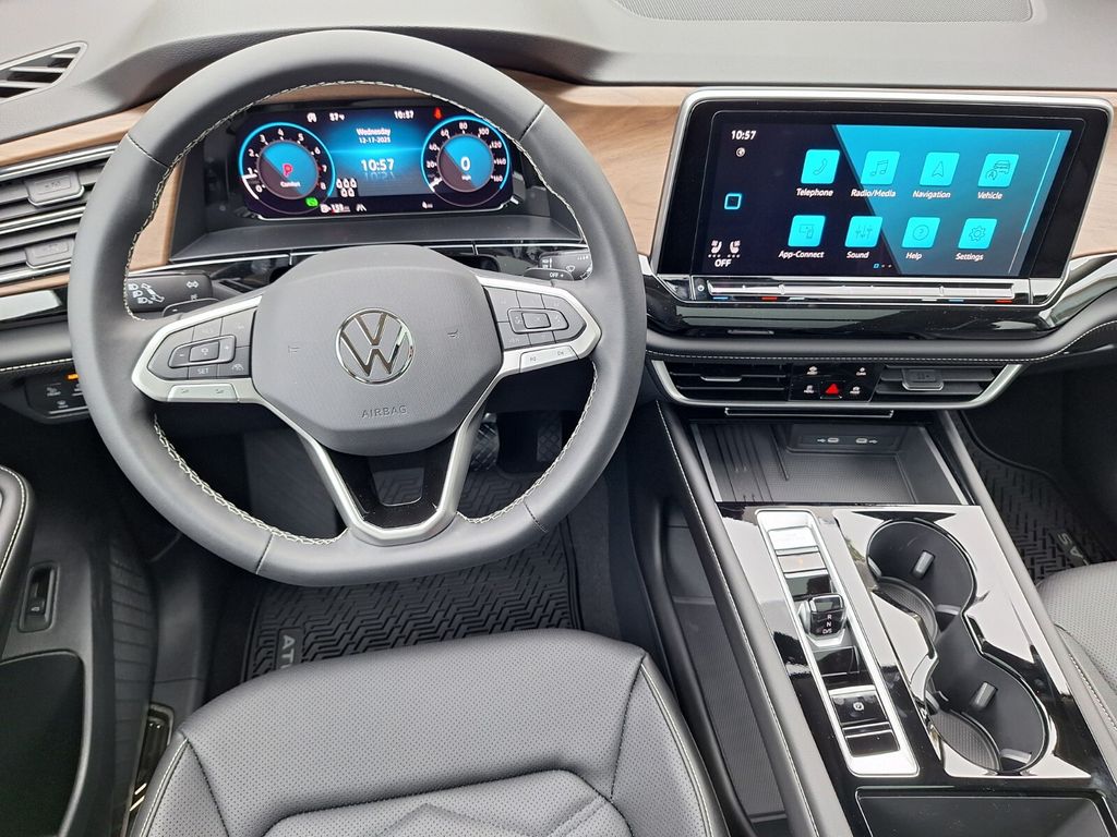 2026 Volkswagen Atlas SE w/Tech - Photo 20