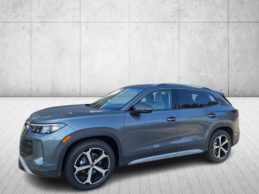 2026 Volkswagen Tiguan SE's photo