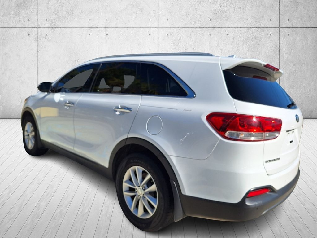 Used 2016 Kia Sorento LX SUV