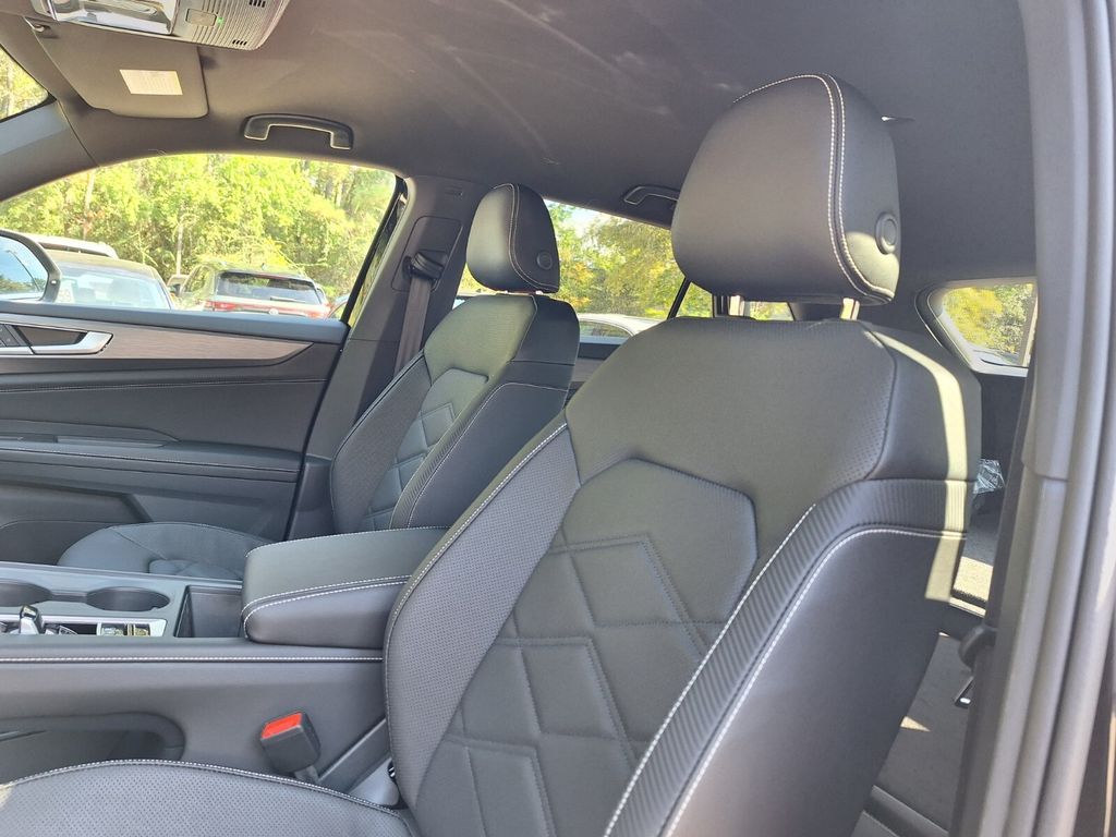 2026 Volkswagen Atlas Cross Sport SE - Photo 11