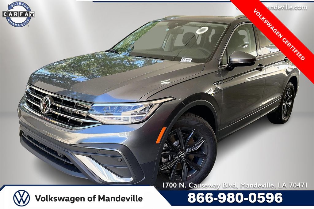 2024 Volkswagen Tiguan SE's photo