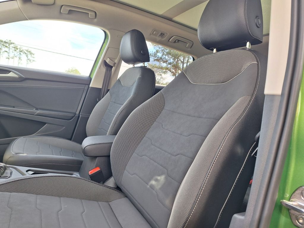 2026 Volkswagen Taos SE Black - Photo 11