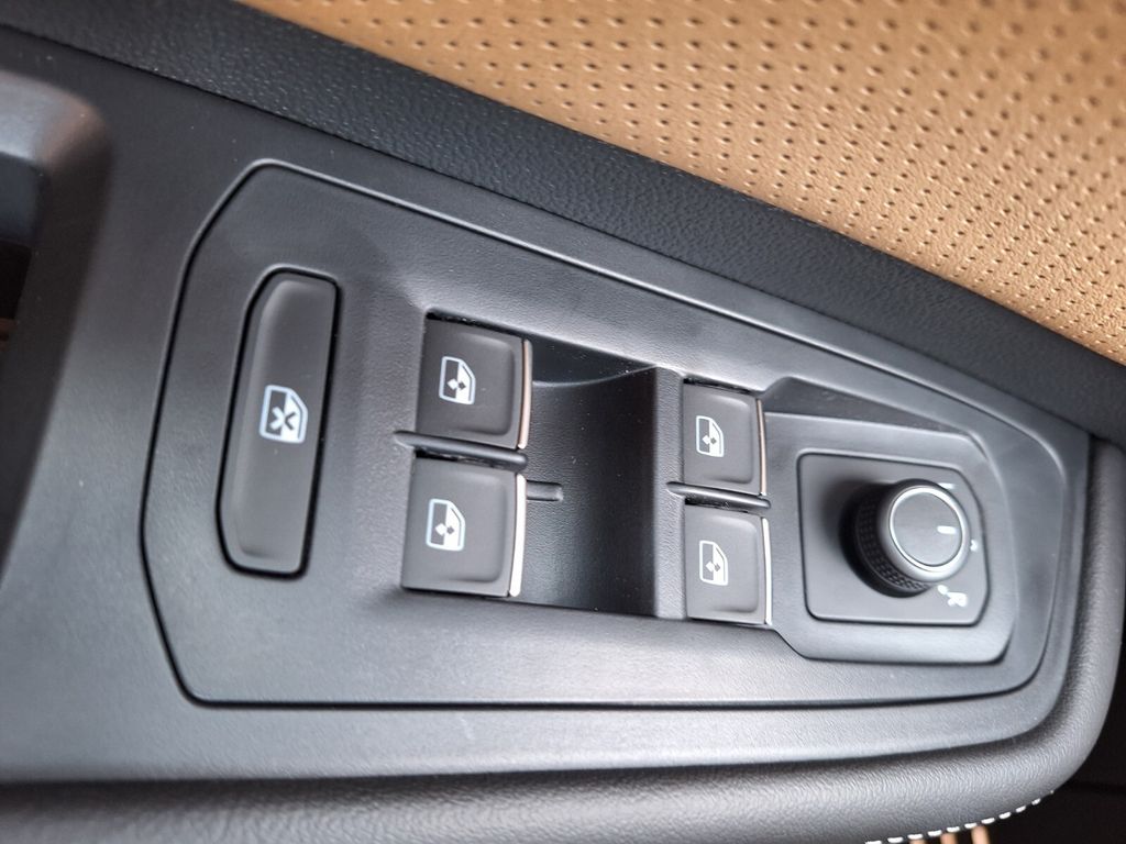 2026 Volkswagen Atlas Cross Sport SEL R-LINE - Photo 20