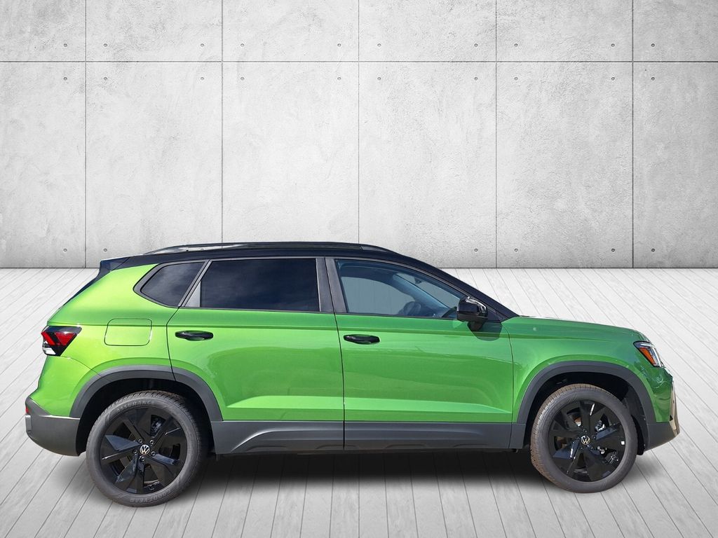 2026 Volkswagen Taos SE Black - Photo 6