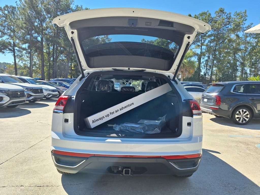 2026 Volkswagen Atlas Cross Sport SE w/Tech - Photo 26