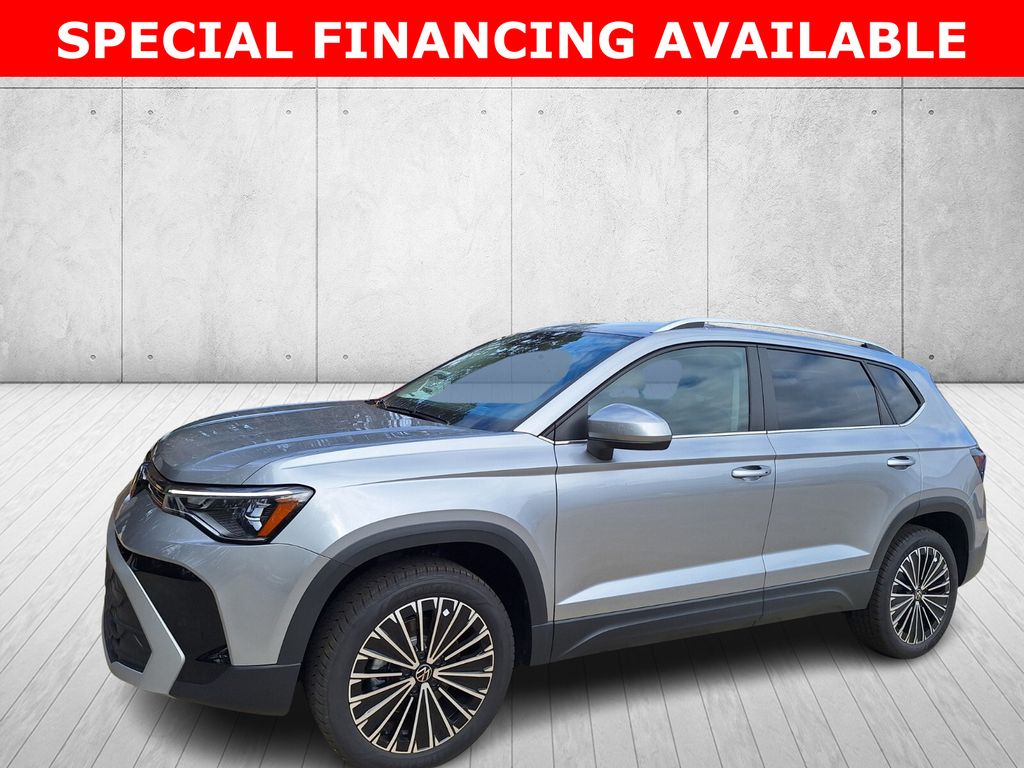 2025 Volkswagen Taos SE's photo