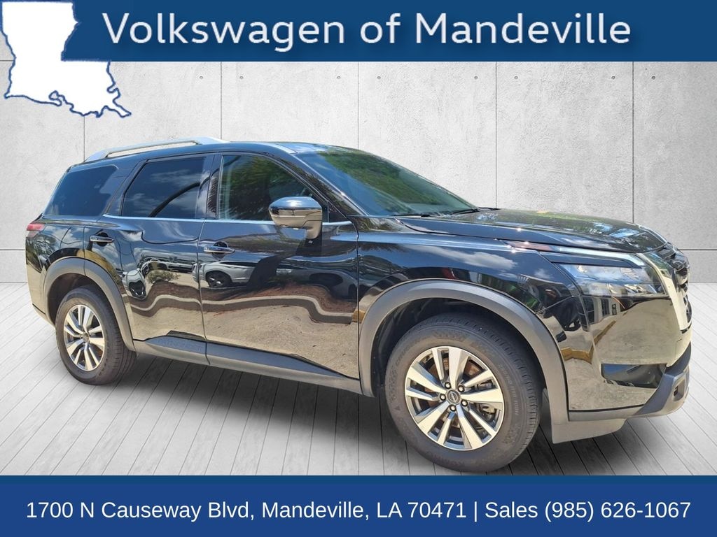 Used 2025 Nissan Pathfinder SL SUV