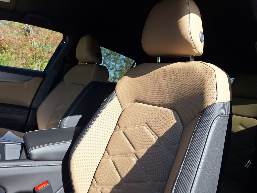 2026 Volkswagen Atlas Cross Sport SE - Photo 11