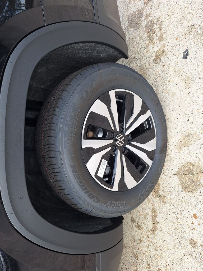 2026 Volkswagen Atlas SE - Photo 24