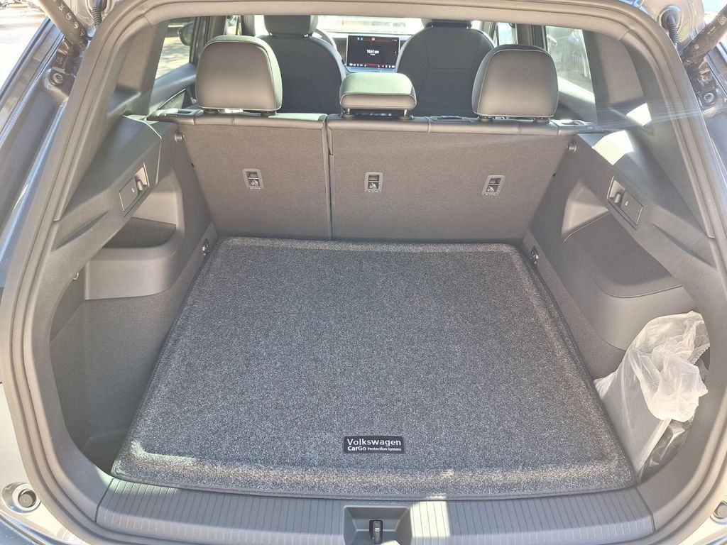 2026 Volkswagen Tiguan SE R-LINE BLACK - Photo 25