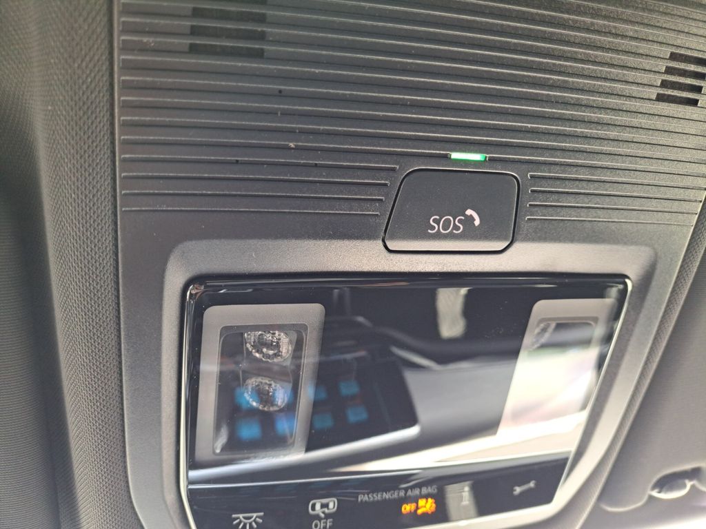 2026 Volkswagen Atlas Cross Sport SE w/Tech - Photo 17