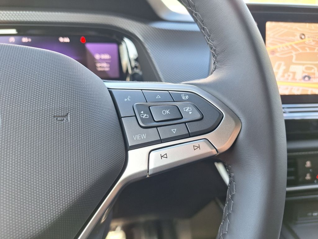 2026 Volkswagen Atlas Cross Sport SEL Premium R-LINE - Photo 22