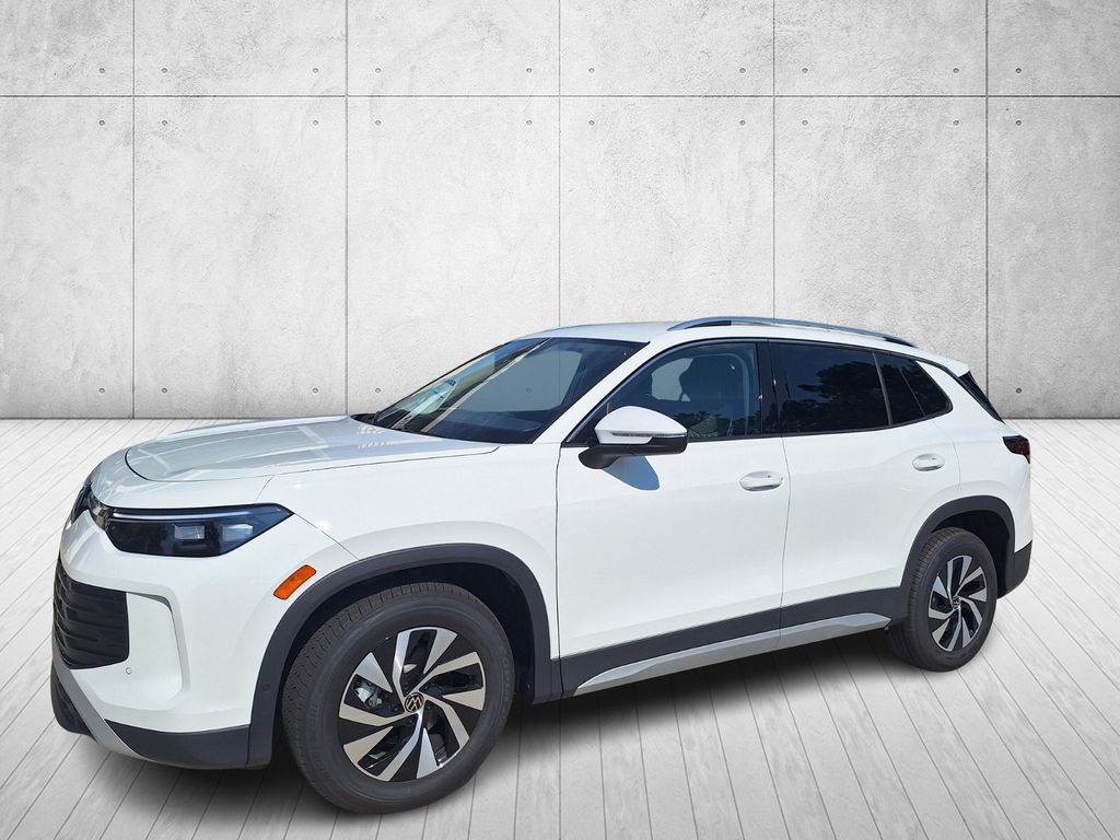 2025 Volkswagen Tiguan S's photo