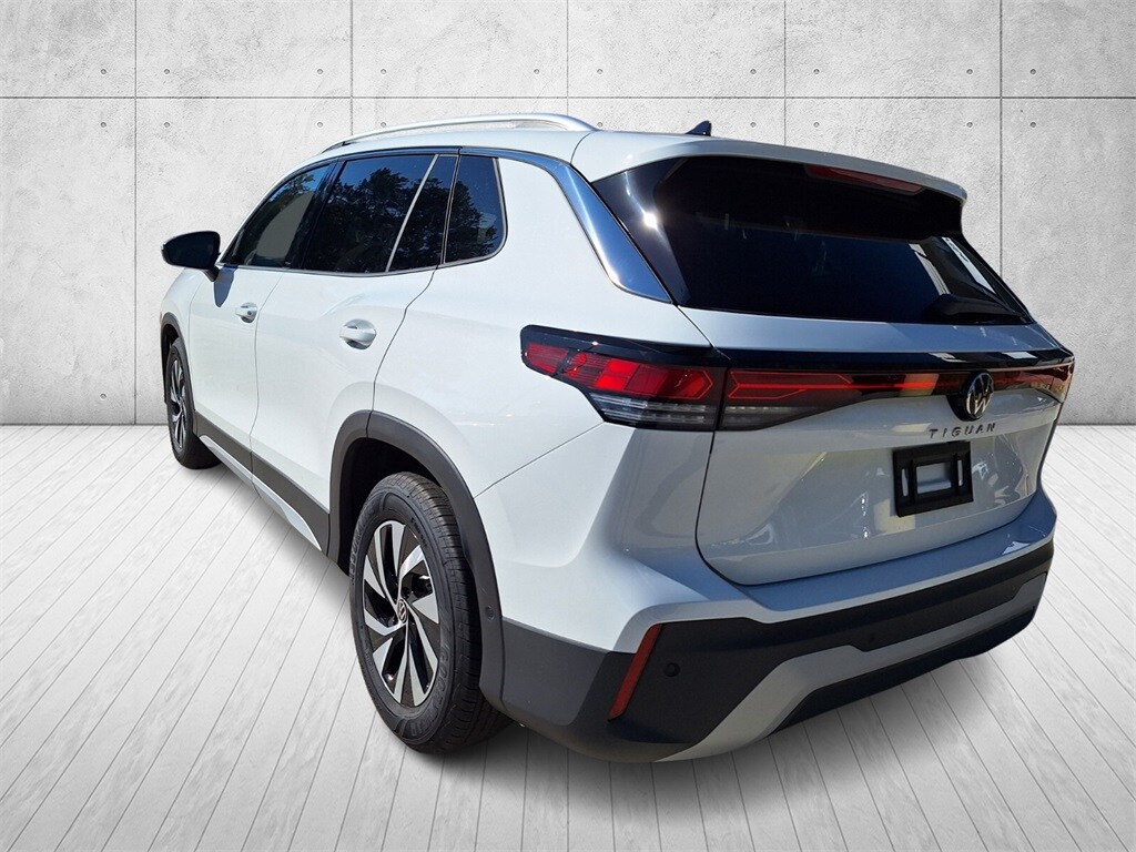 2026 Volkswagen Tiguan S photo 3
