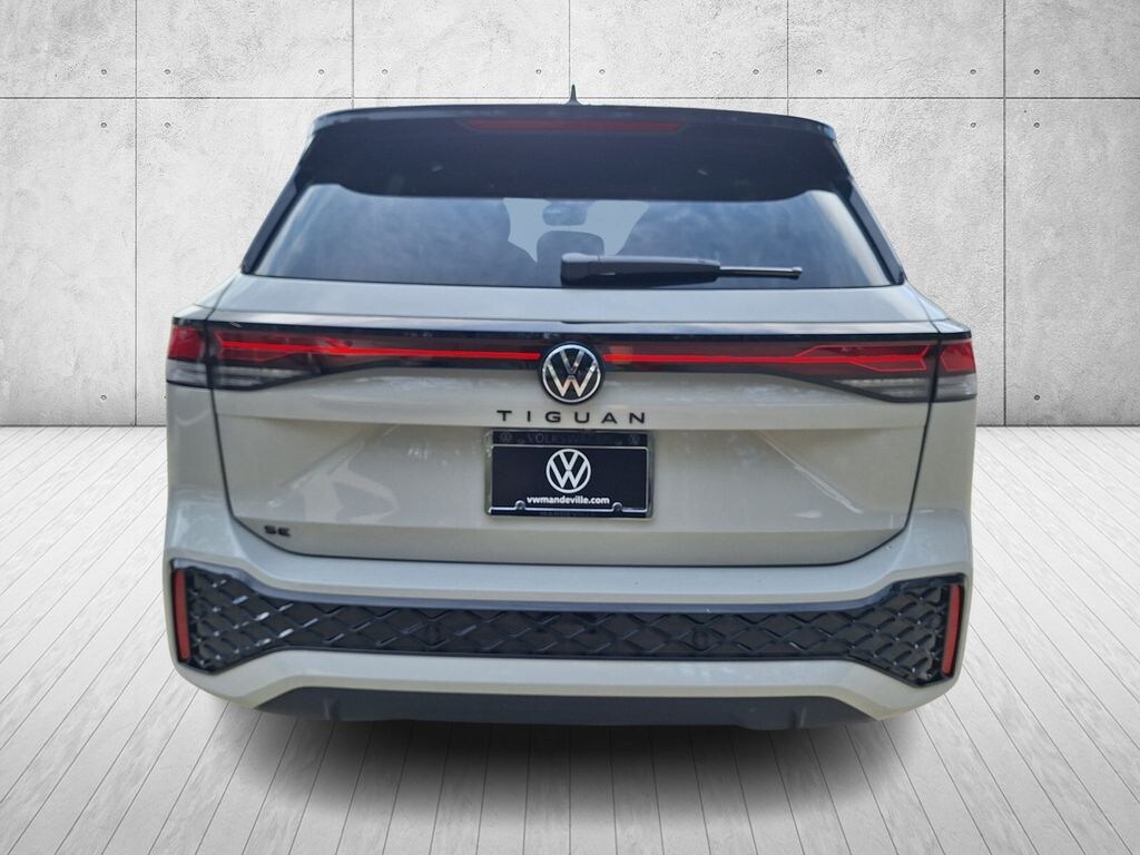 New 2026 Volkswagen Tiguan 2.0T SE R-Line Black SUV