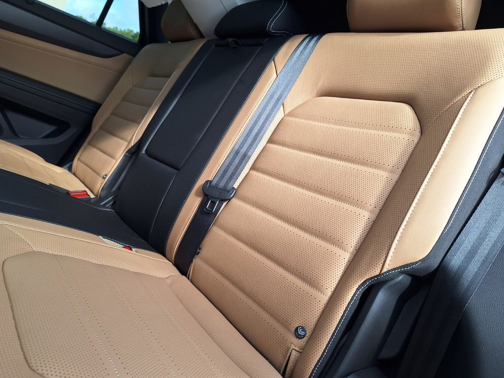 2026 Volkswagen Atlas Cross Sport SEL R-LINE - Photo 24