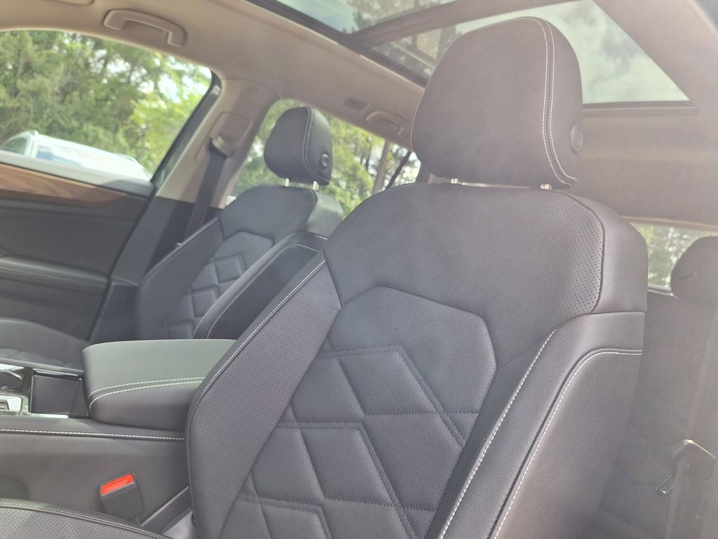 2026 Volkswagen Atlas SE w/Tech - Photo 11