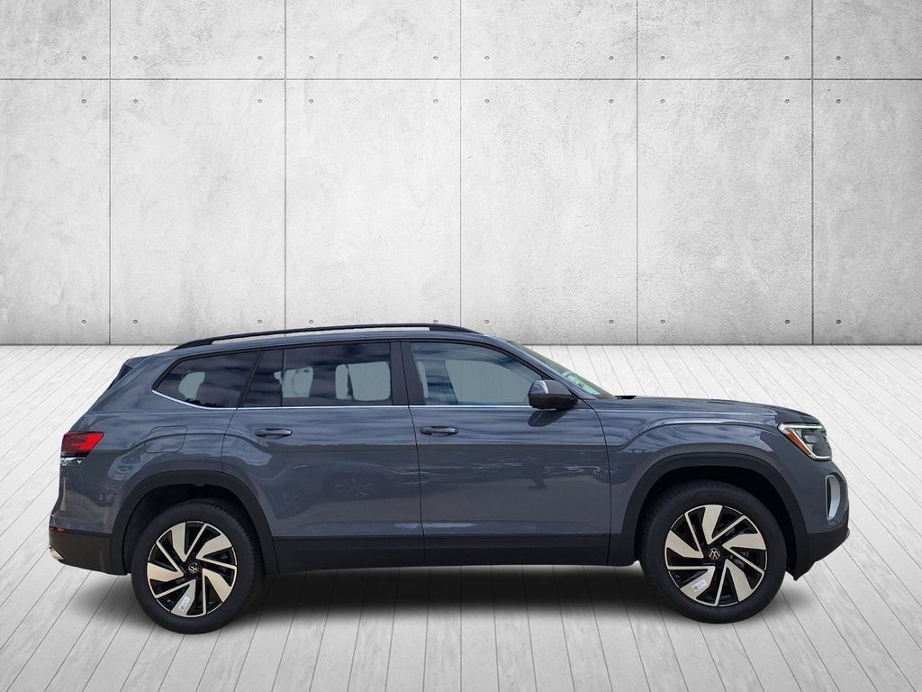 Used 2025 Volkswagen Atlas 2.0T SE w/Technology SUV