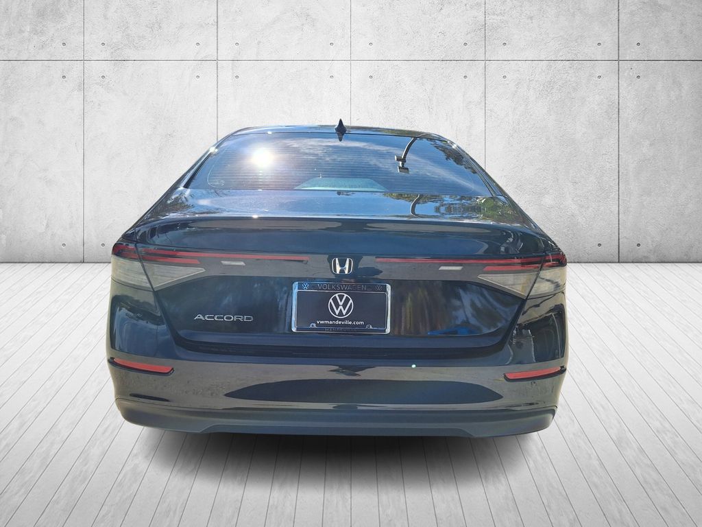 2024 Honda Accord LX photo 4