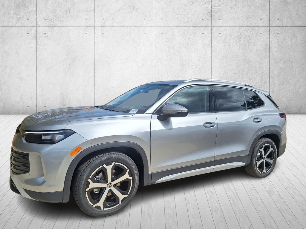 New 2026 Volkswagen Tiguan 2.0T SE SUV