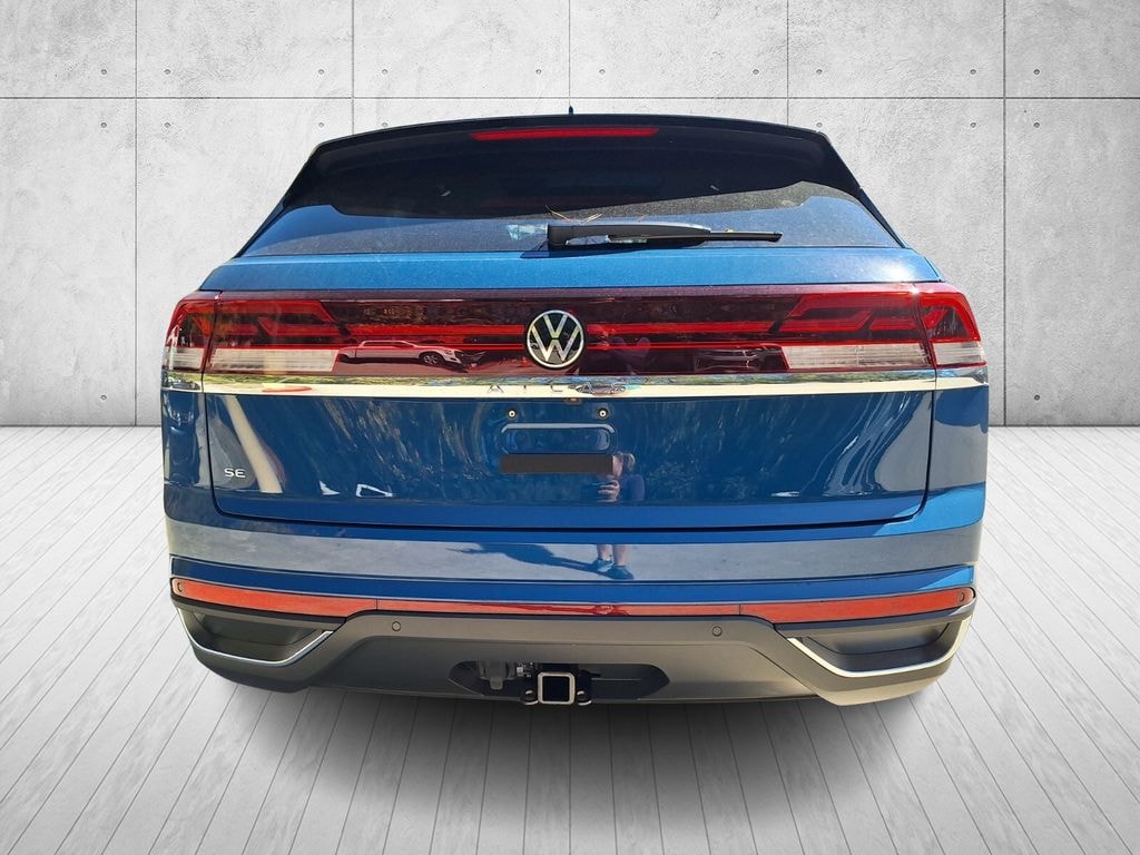 New 2026 Volkswagen Atlas Cross Sport 2.0T SE w/Technology SUV