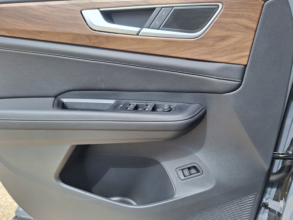 2026 Volkswagen Atlas SE w/Tech - Photo 21