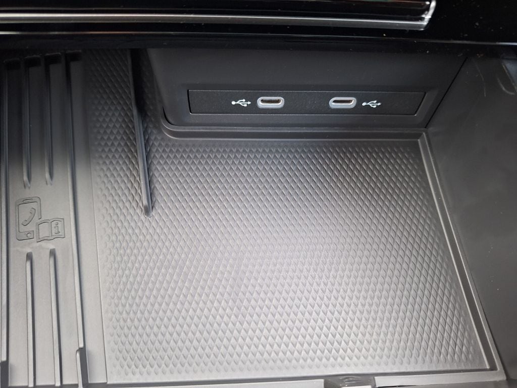 2026 Volkswagen Atlas SE w/Tech - Photo 17
