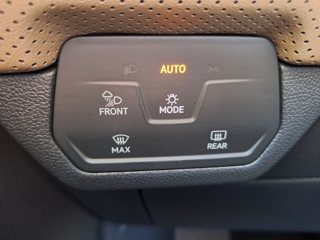 2026 Volkswagen Atlas Cross Sport SE - Photo 12