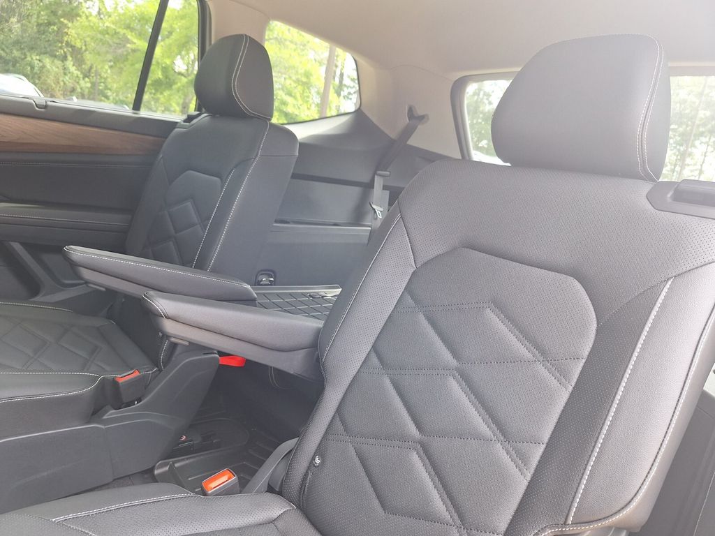2026 Volkswagen Atlas SE w/Tech - Photo 25