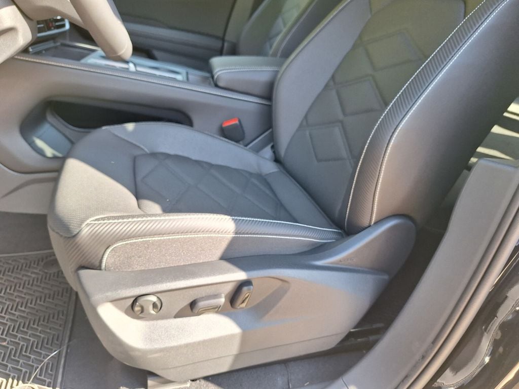 2026 Volkswagen Atlas Cross Sport SE - Photo 10