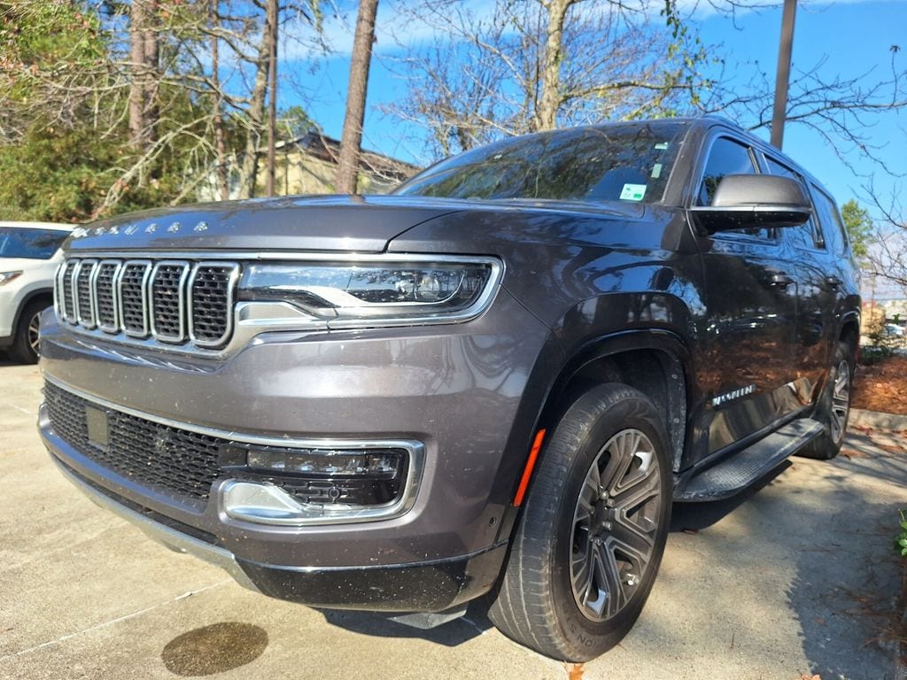 2022 Jeep Wagoneer Series III's photo