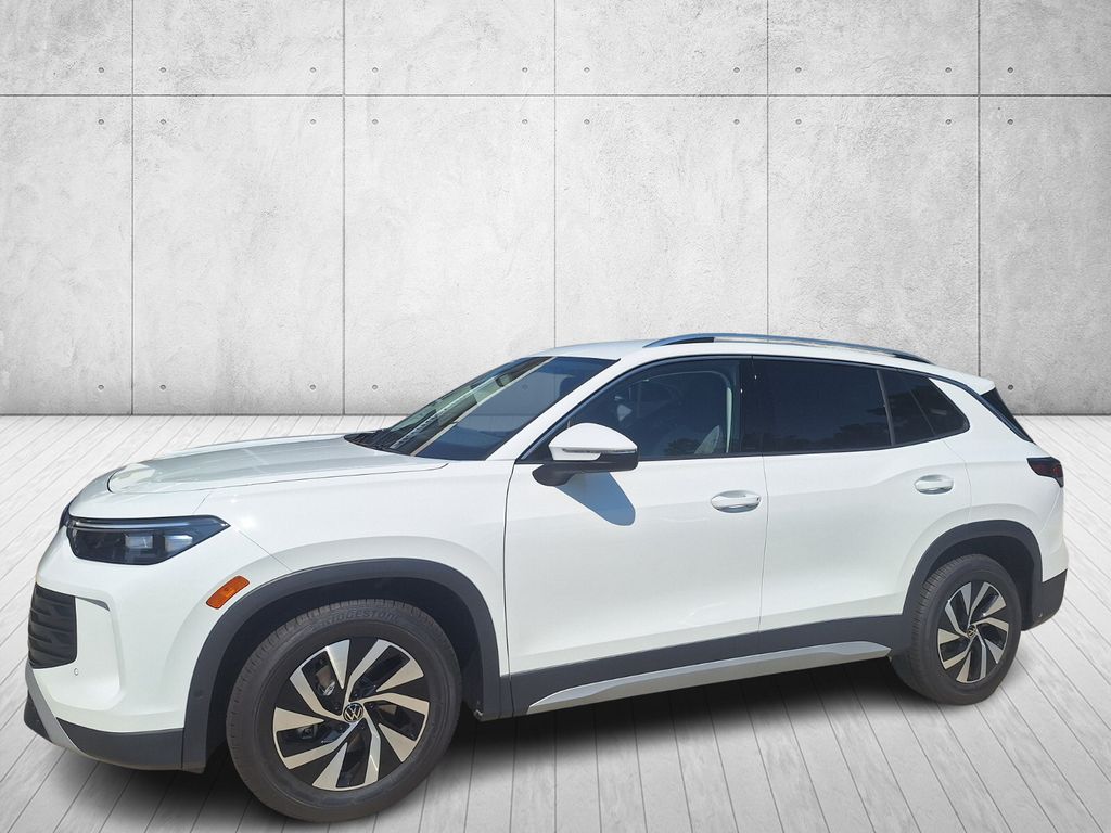 2025 Volkswagen Tiguan S's photo