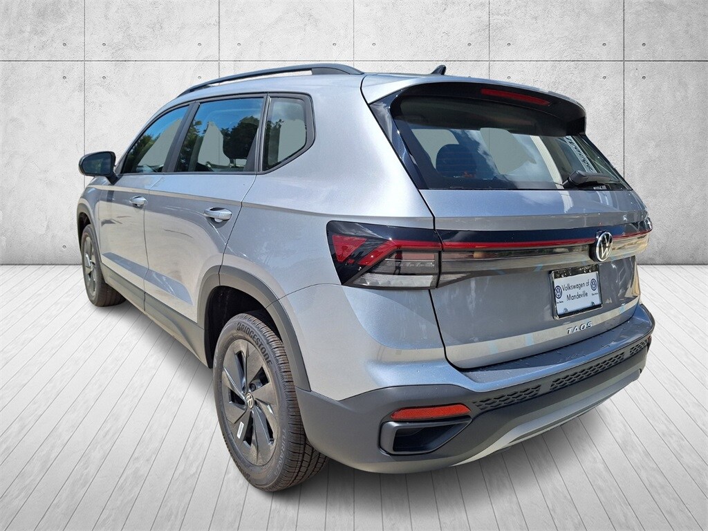 2025 Volkswagen Taos S photo 3