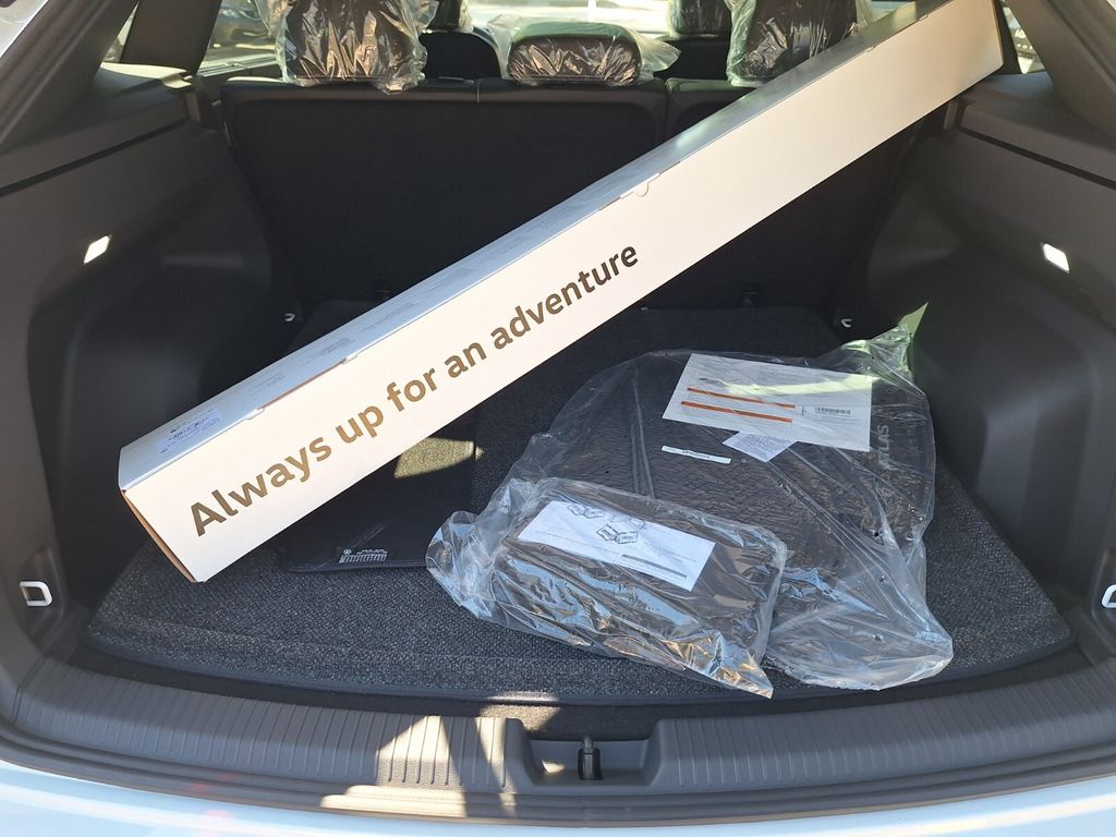 2026 Volkswagen Atlas Cross Sport SE w/Tech - Photo 25