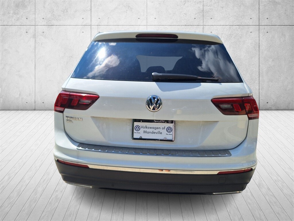 2021 Volkswagen Tiguan SEL photo 3