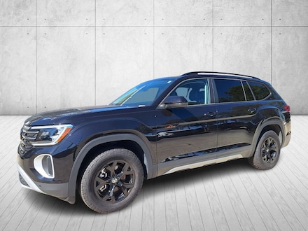 2025 Volkswagen Atlas 2.0T Peak Edition SUV