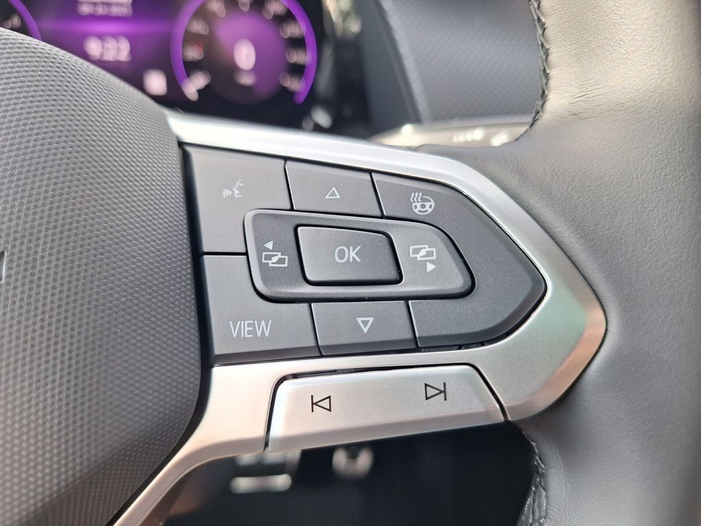 2026 Volkswagen Atlas Cross Sport SEL R-LINE - Photo 14