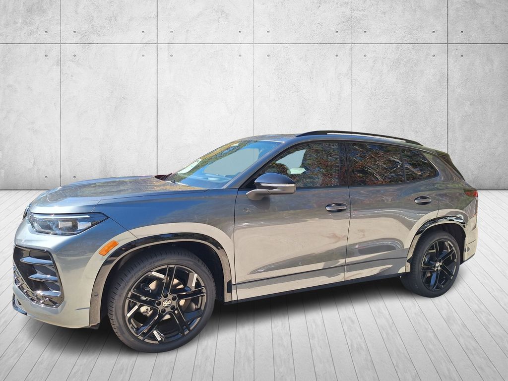 2026 Volkswagen Tiguan SE R-LINE BLACK's photo