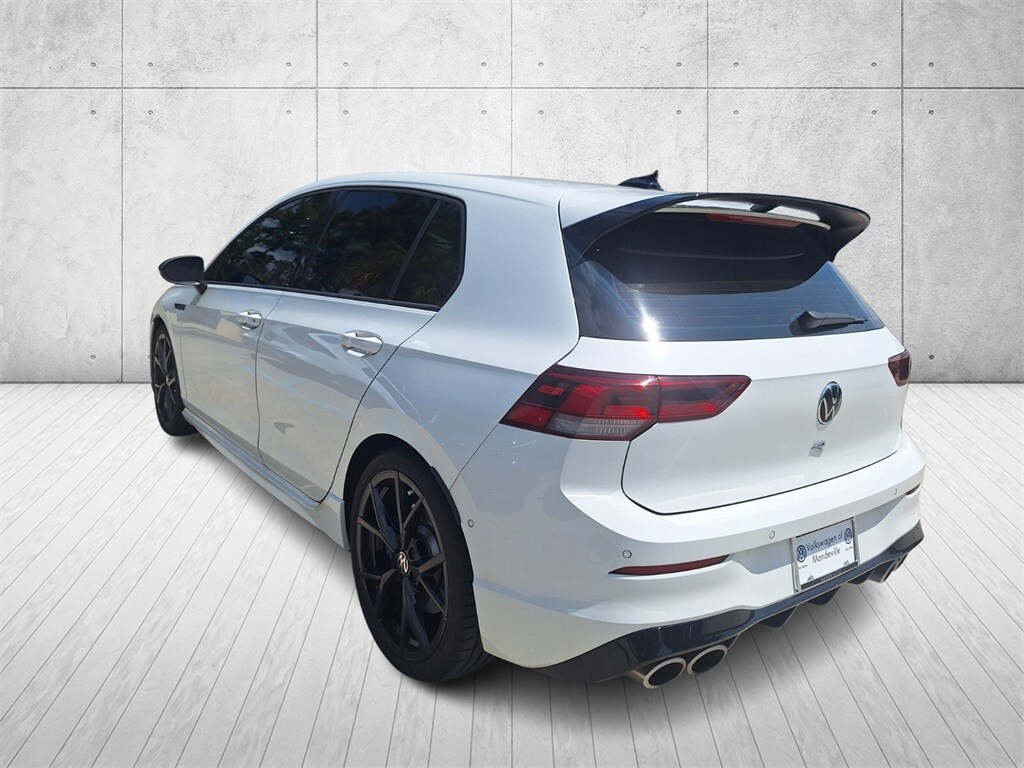 2023 Volkswagen Golf R photo 3