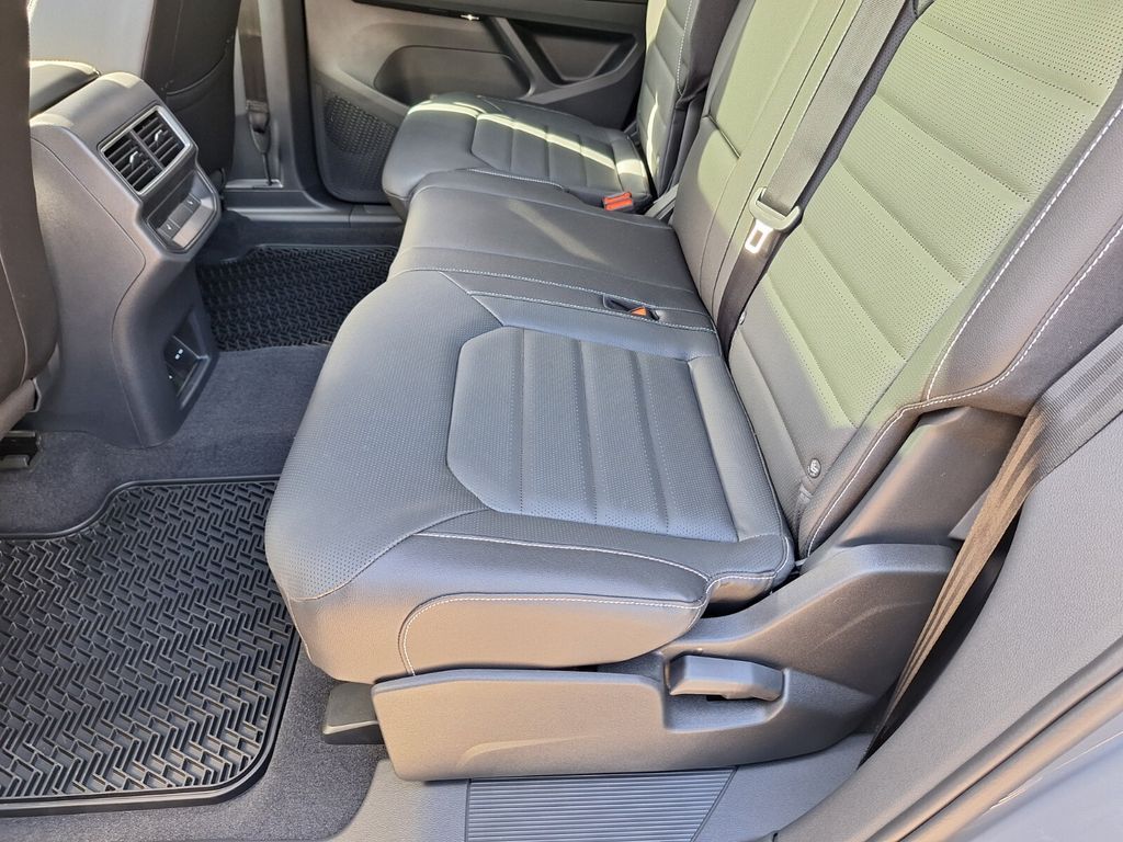 2026 Volkswagen Atlas Cross Sport SEL R-LINE - Photo 23