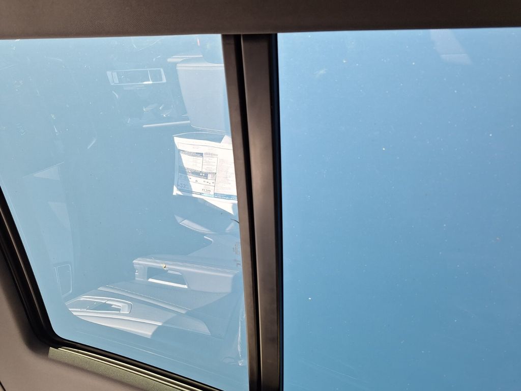 2026 Volkswagen Atlas Cross Sport SE w/Tech - Photo 22