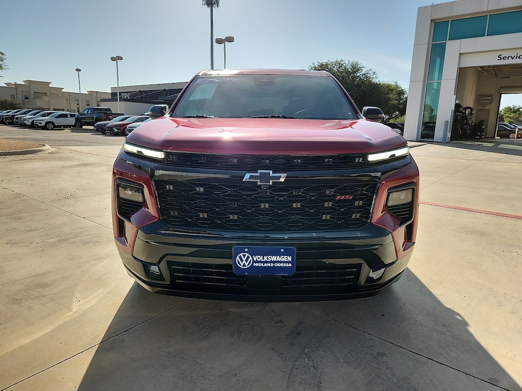 Used 2025 Chevrolet Traverse RS SUV