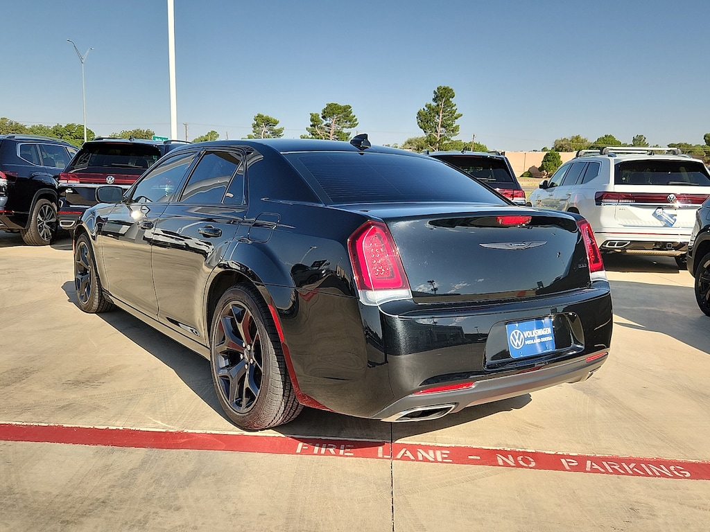 Used 2022 Chrysler 300 Touring Sedan