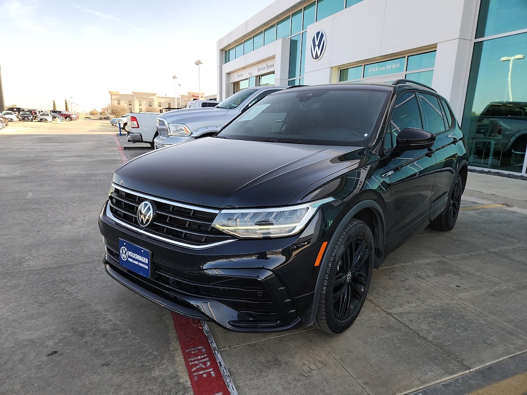 Used 2022 Volkswagen Tiguan 2.0T SE R-Line Black SUV