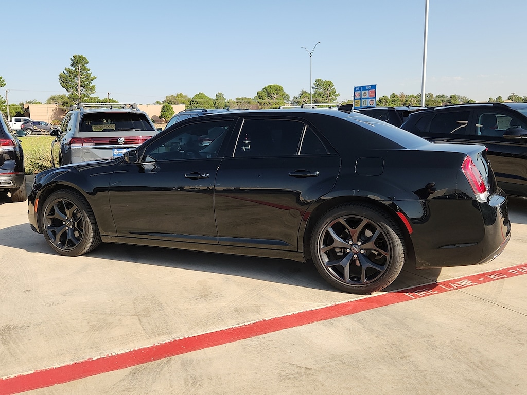 Used 2022 Chrysler 300 Touring Sedan