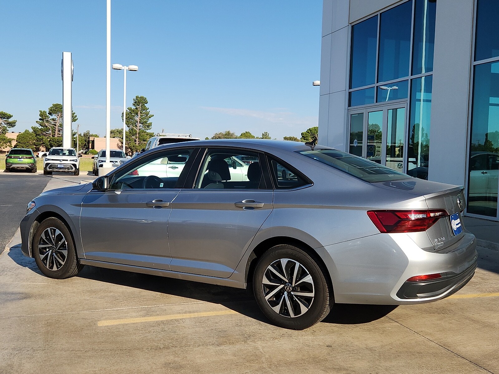2024 Volkswagen Jetta 1.5T S photo 4
