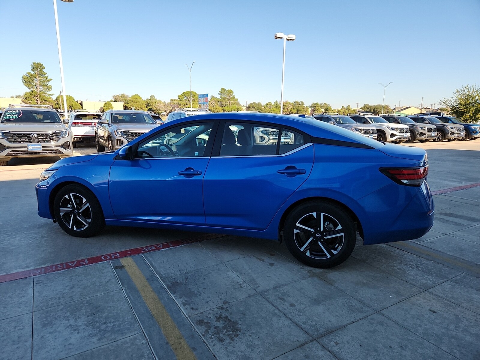2024 Nissan Sentra SV photo 4