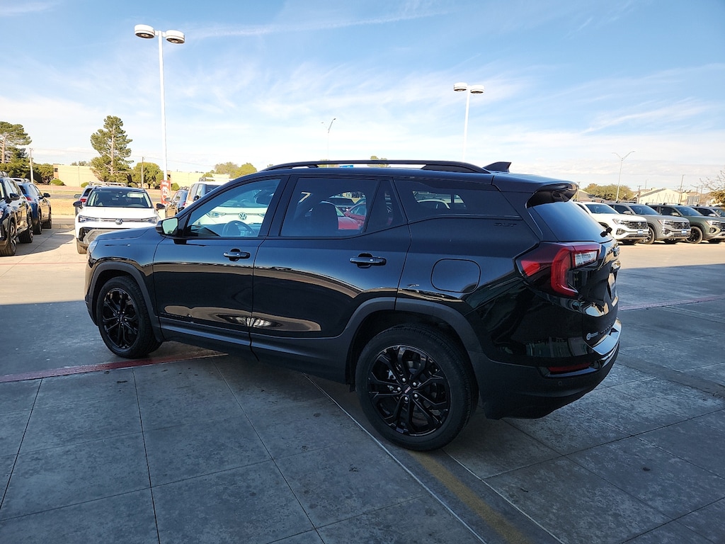 Used 2022 GMC Terrain SLT SUV