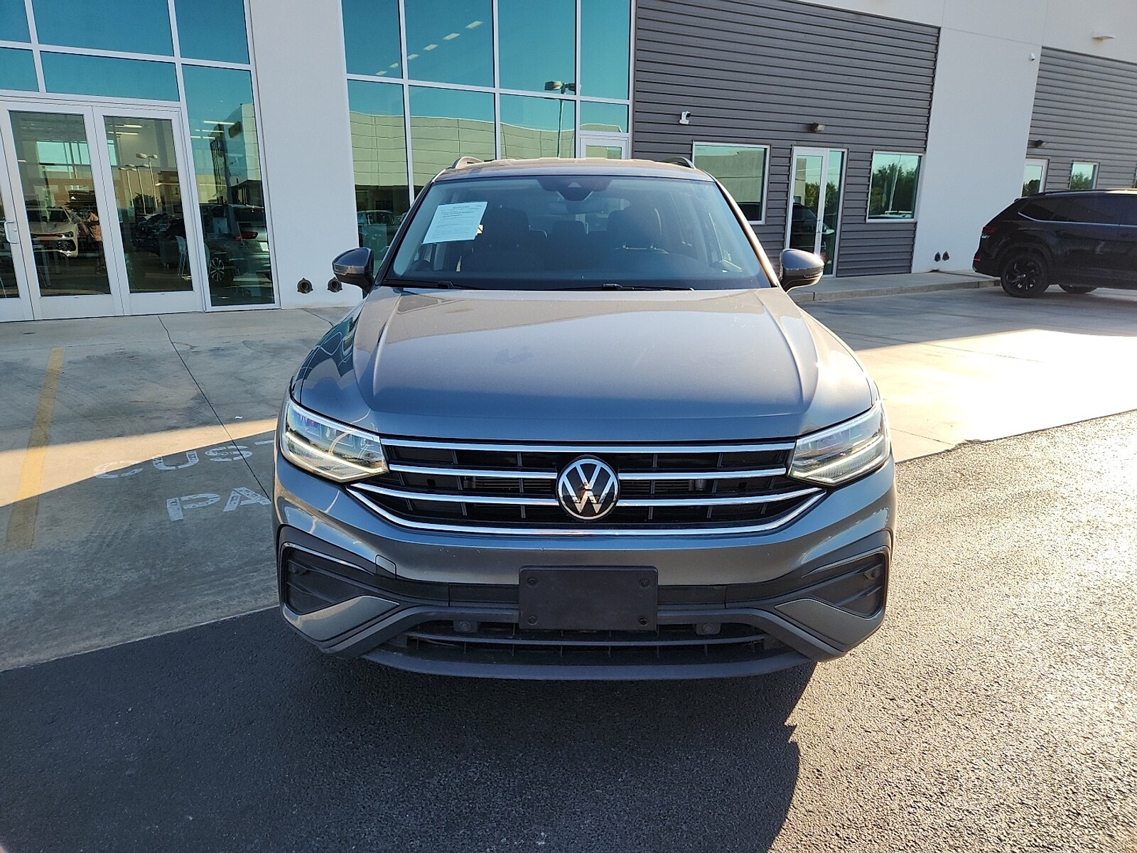 2024 Volkswagen Tiguan S photo 2